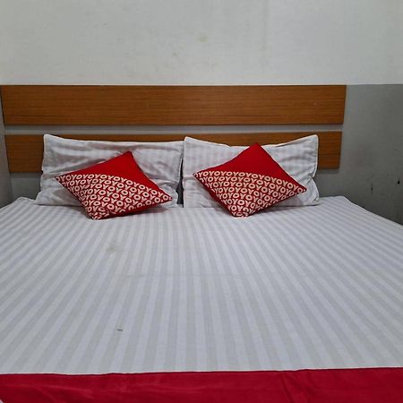 Oyo 93584 Rukotel South Tangerang 外观 照片