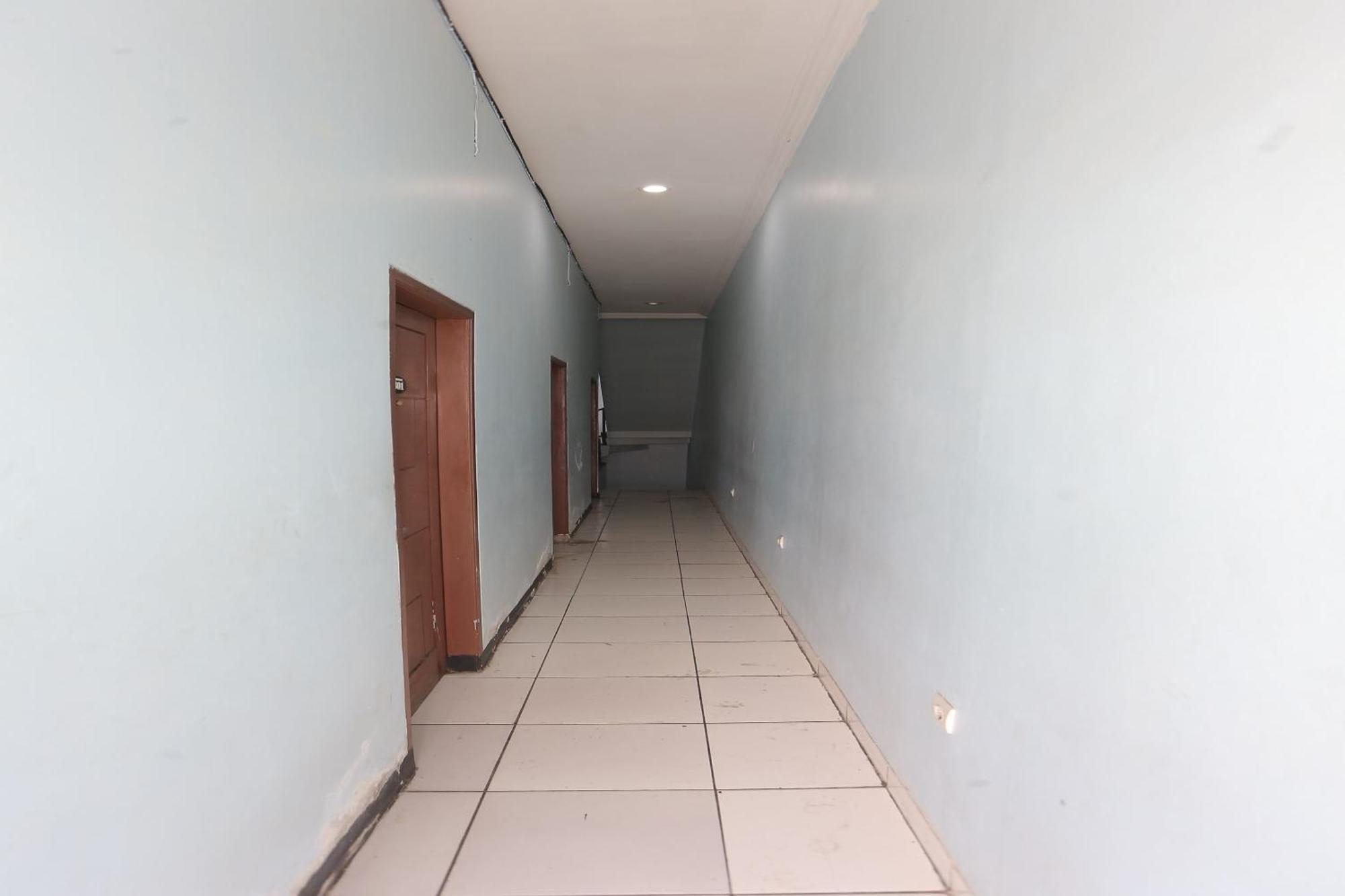 Oyo 93584 Rukotel South Tangerang 外观 照片