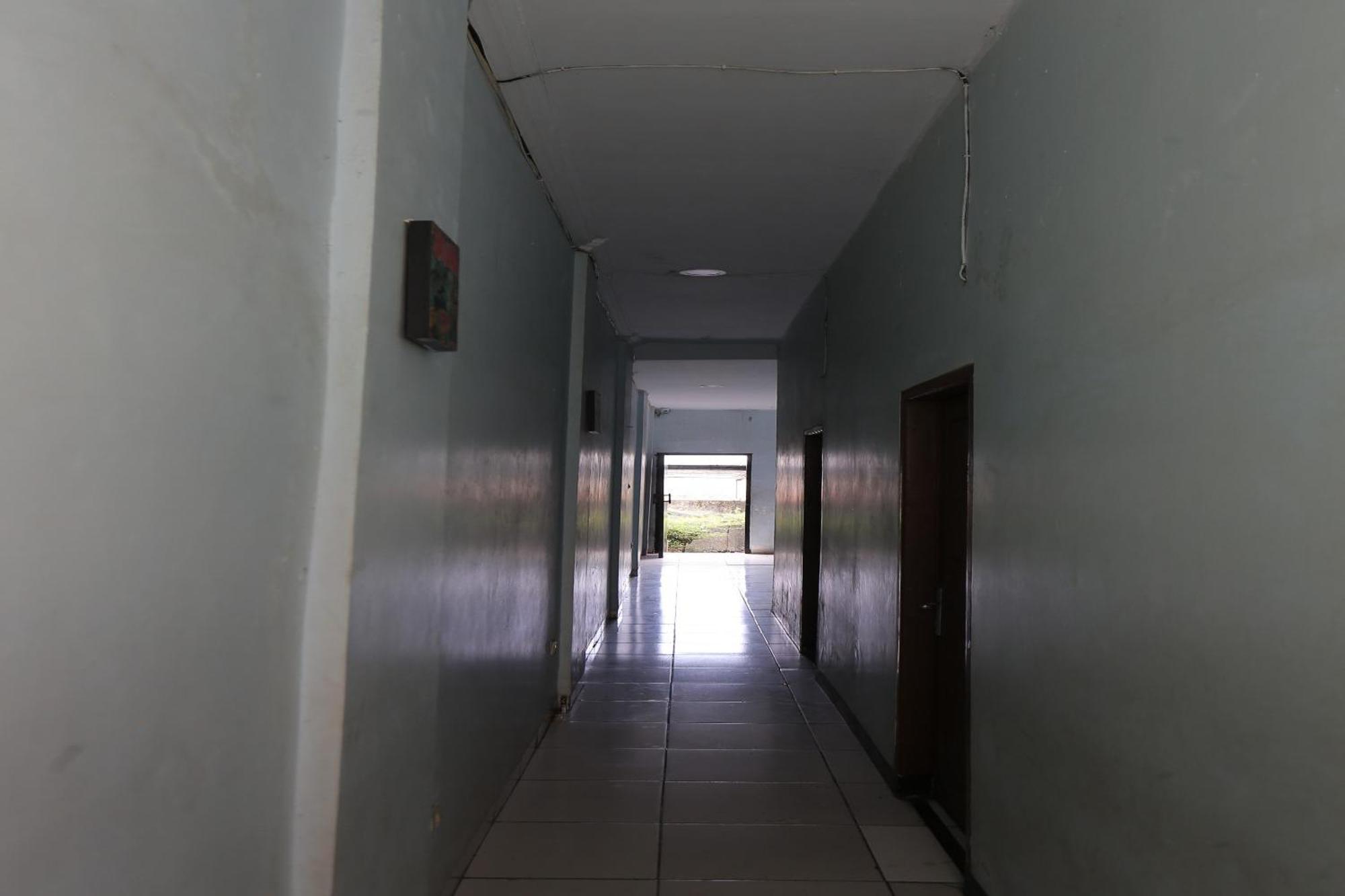 Oyo 93584 Rukotel South Tangerang 外观 照片
